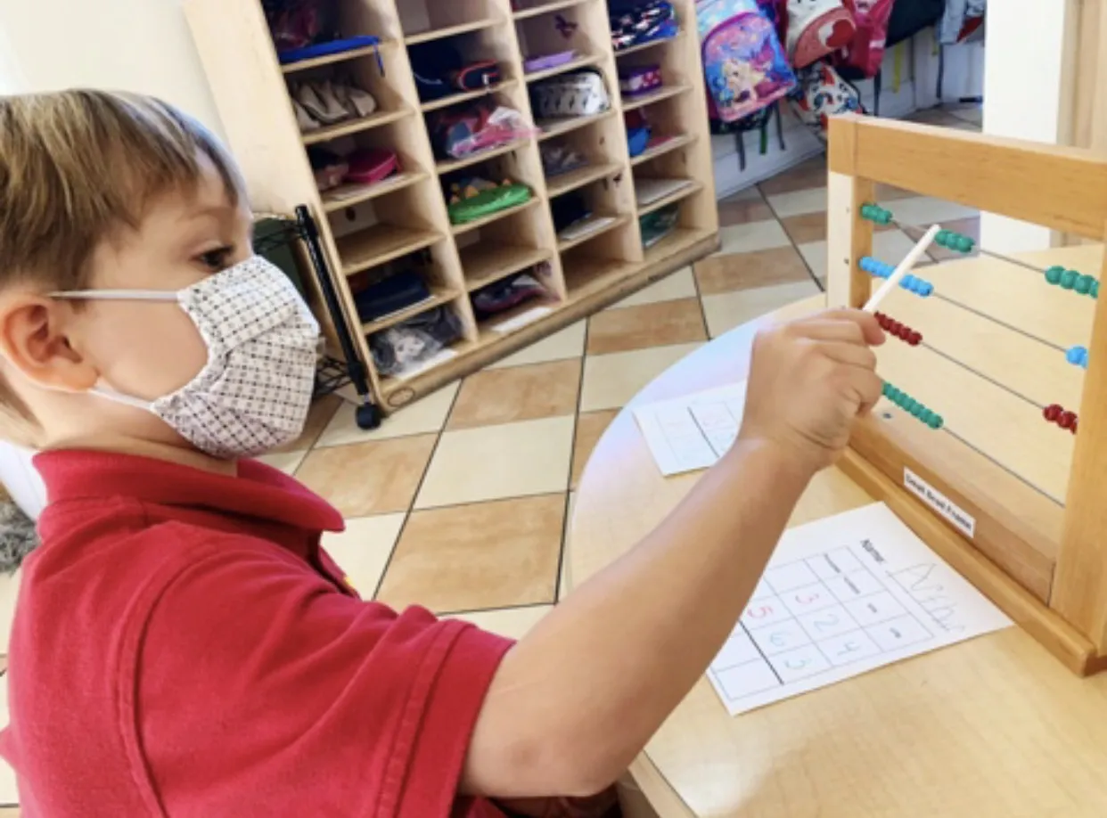 Enrolling In A Montessori School